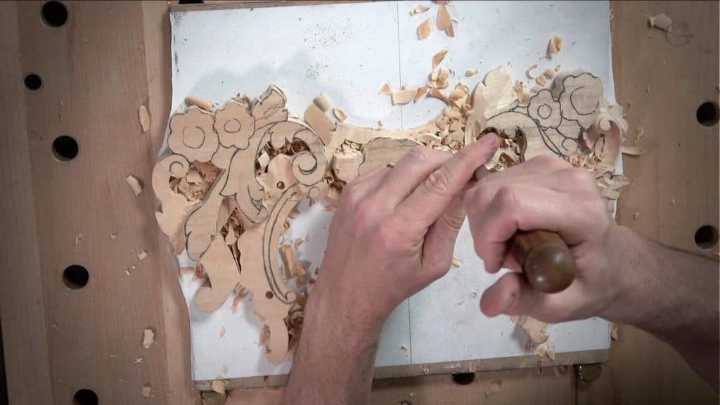 Carving Floral and Molding for the Panel 4