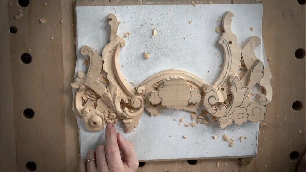 Carving Floral and Molding for the Panel 7