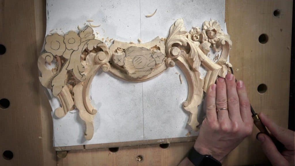 Carving Floral and Molding for the Panel 8