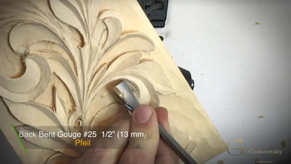 Caption reads back bent gouge number 25, half an inch, and the blade is in the wood