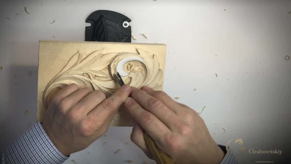 Yellow handle low in the right hand