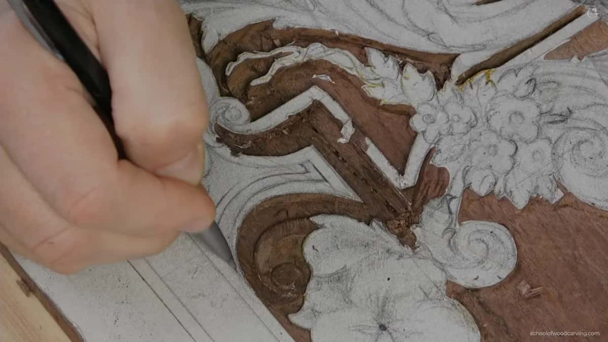 Dark tool tip at the stepped lines